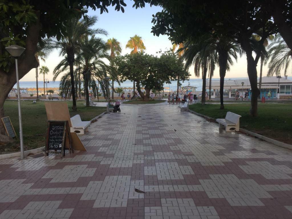 トレモリノスMontemar Puertoアパートメント エクステリア 写真