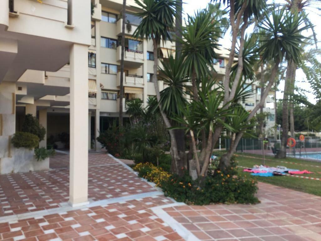 トレモリノスMontemar Puertoアパートメント エクステリア 写真