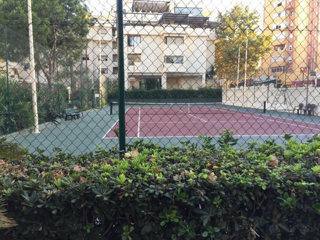 トレモリノスMontemar Puertoアパートメント エクステリア 写真